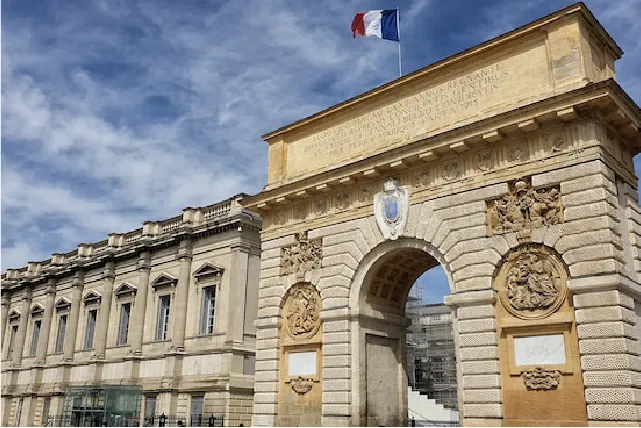 L'arc de triomphe, monument célèbre de Montpellier.